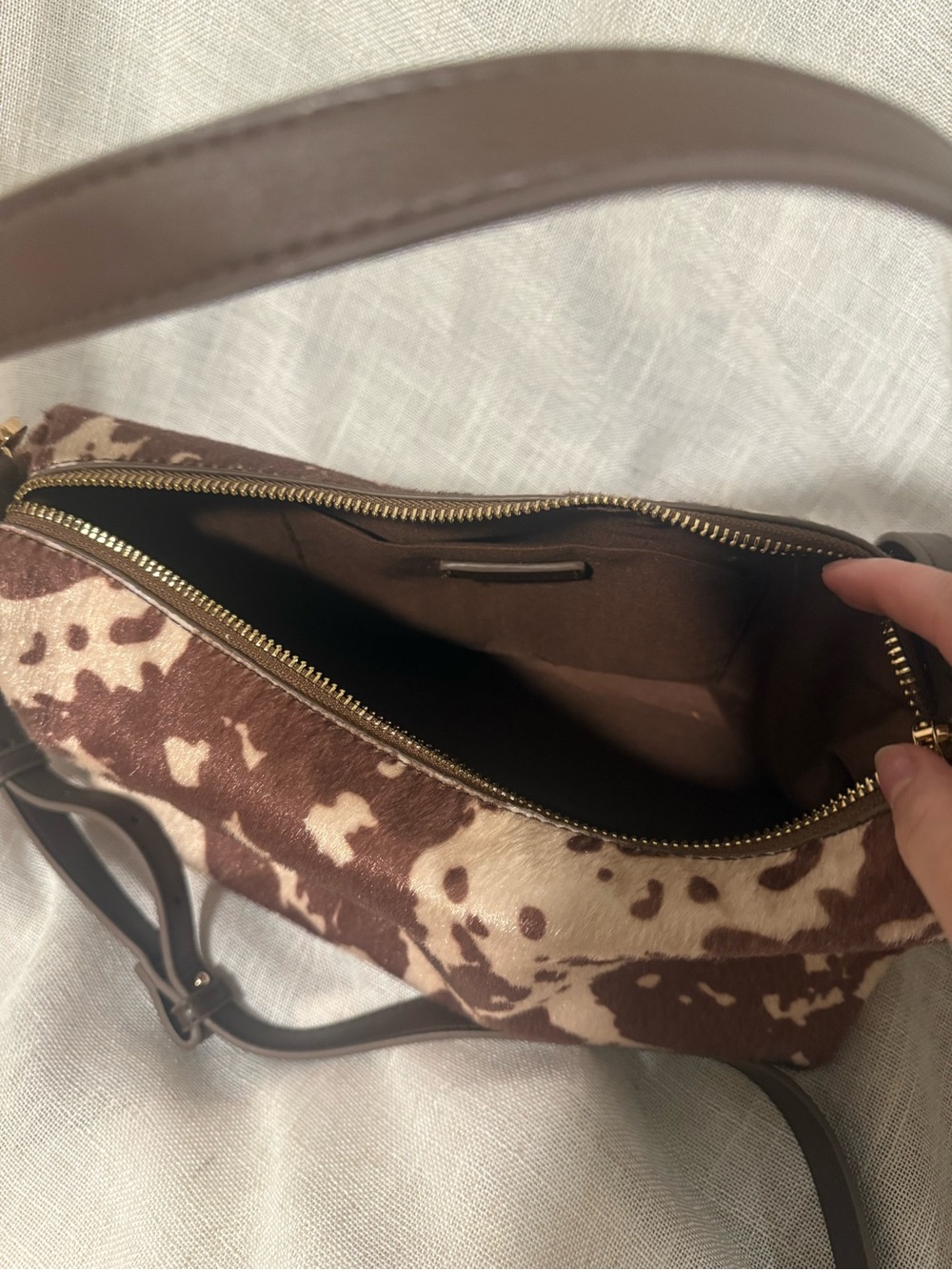 Brown and Cream Faux Cowhide Shoulder Bag - Women Bags - Used Once - Picture 5 of 6